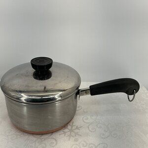 Revere Ware 1.5 Qt Copper Bottom Saucepan With Lid